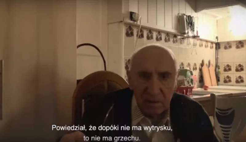 Ks. Franciszek Cybula nagrany podczas konfrontacji ze swoją ofiarą.