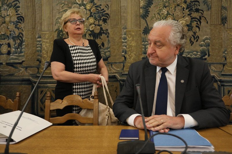 Niedawno nazywano ją "Rzepliński w spódnicy", dziś "Gowinem w spódnicy". Prof. Gersdorf robi zwrot i zmienia front.