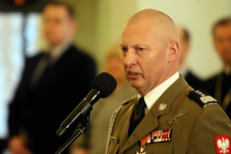 Gen. Mirosław Różański odpowiedział na zarzuty Antoniego Macierewicza.