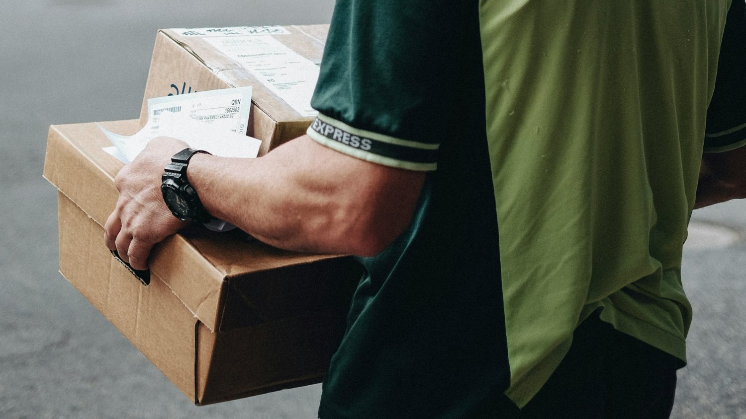 Kupujesz na Temu lub Shein? Unia Europejska mocno ci to uprzykrzy