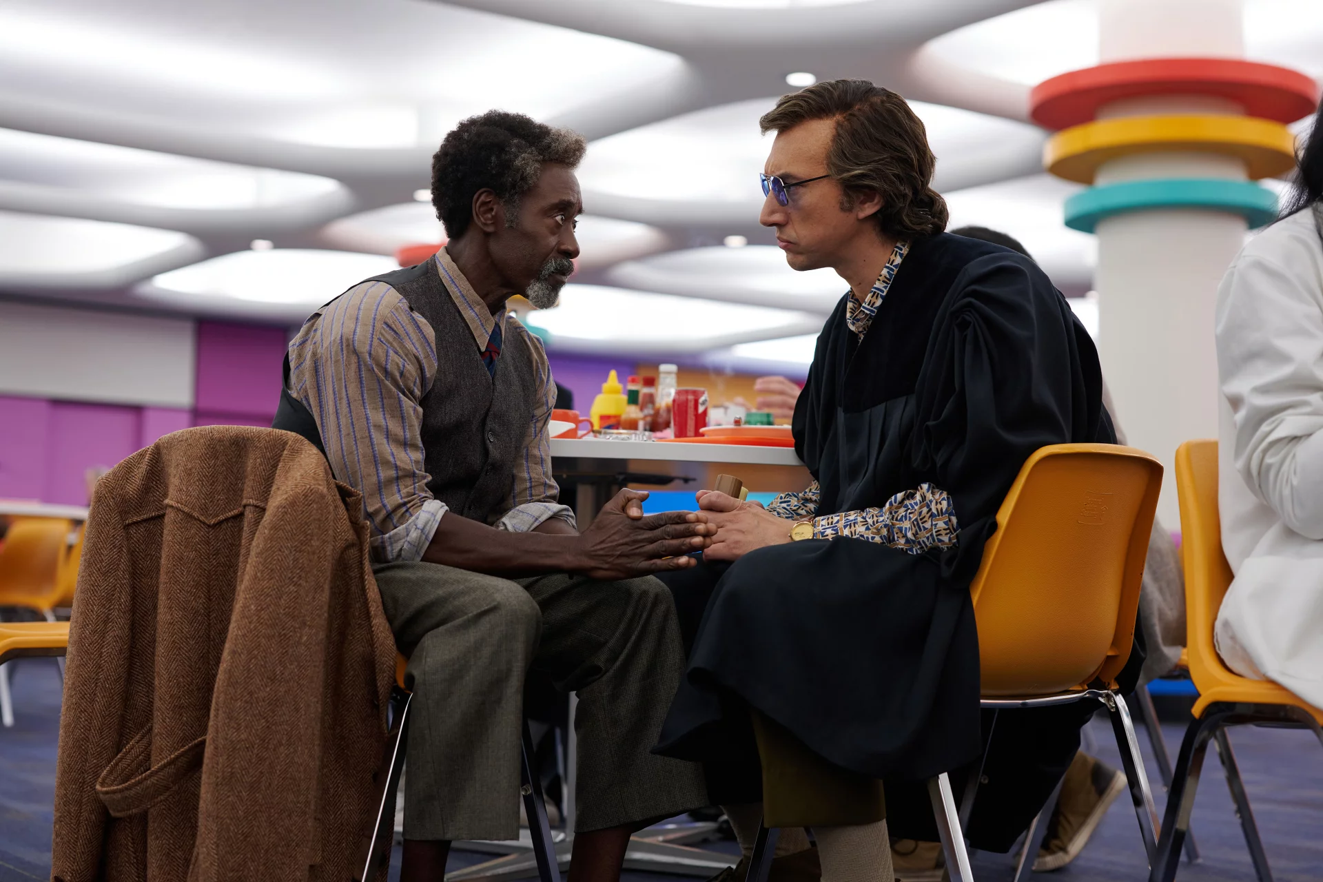 biały szum netflix noah baumbach adam driver greta gerwig opinia recenzja