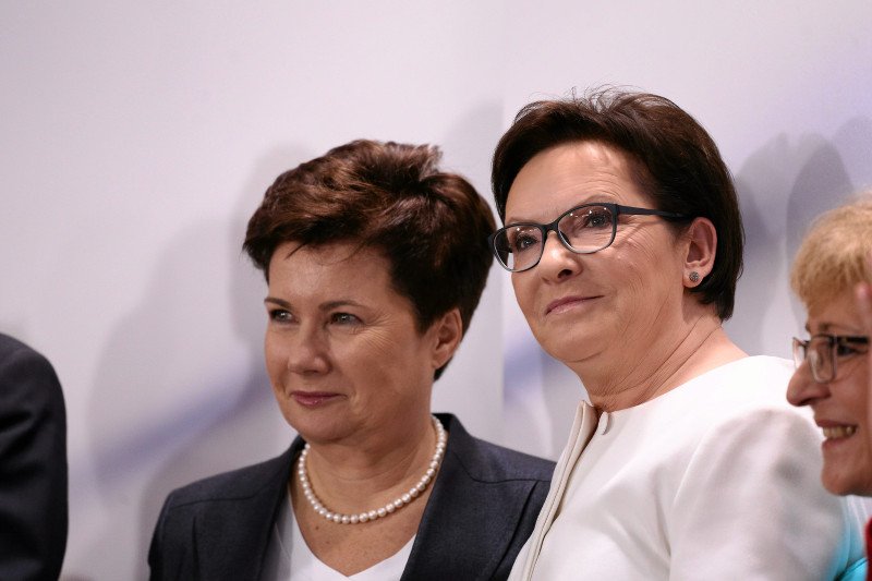 Prezydent Warszawy, Hanna Gronkiewicz-Waltz nazywa Ewę Kopacz "typowym fighterem" i mówi, że jest z niej dumna.