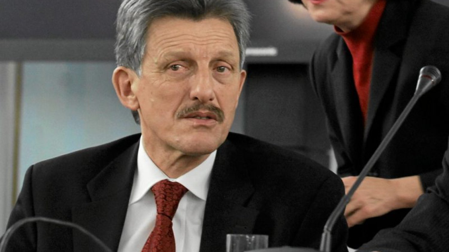Poseł PiS Stanisław Piotrowicz ponad 10 lat temu umorzył sprawę słynnego księdza pedofila z Tylawy