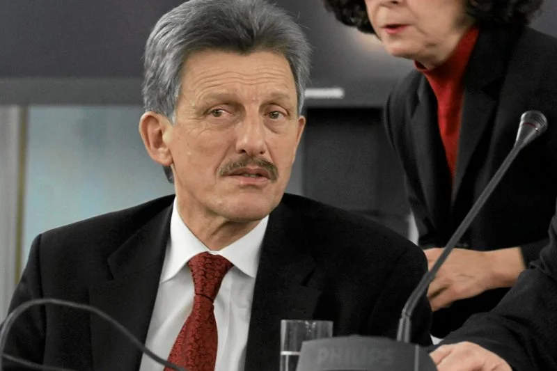 Poseł PiS Stanisław Piotrowicz ponad 10 lat temu umorzył sprawę słynnego księdza pedofila z Tylawy