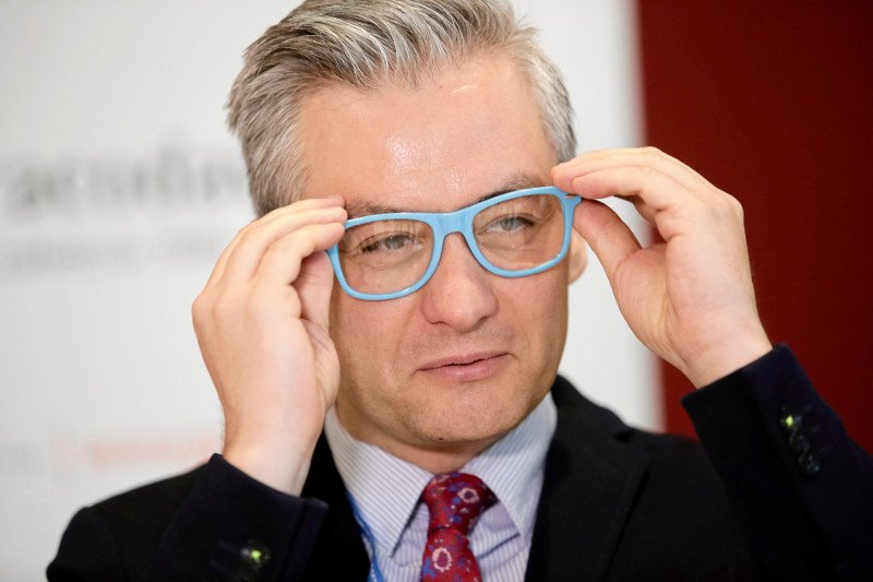 Robert Biedroń mówi o swojej wizji polityki krajowej w Polsce.