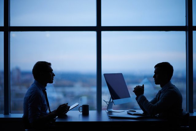 Chcieli poszukać firmowego idola, a znaleźli Mr Hyde'a