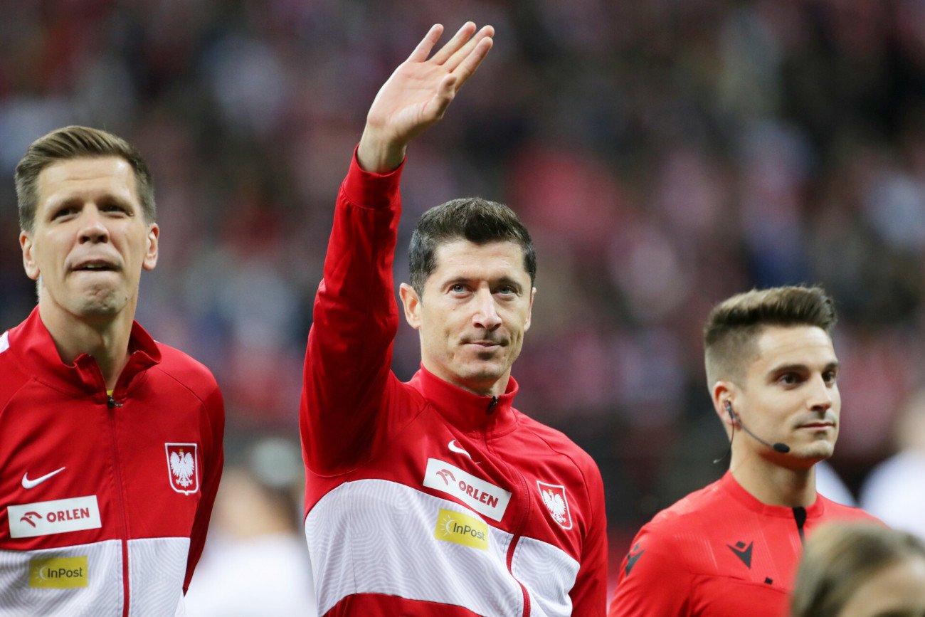 Robert Lewandowski powinien być oszczędzany przez Czesława Michniewicza w środowym meczu z Chile.