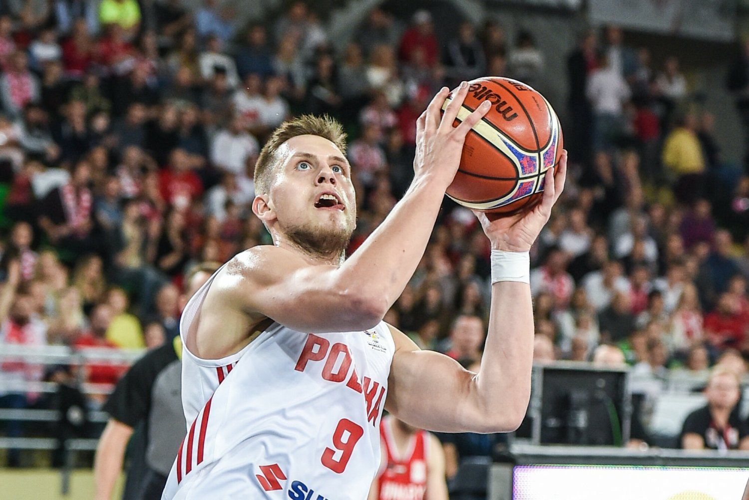 Mateusz Ponitka zdecydował się wrócić do Rosji i znów gra w barwach Zenitu Sankt Petersburg