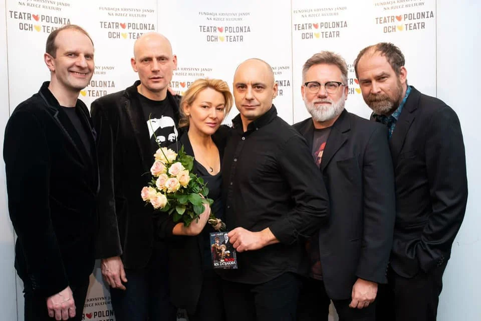 Premiera sztuki "Policja. Noc zatracenia". Od lewej: Rafał Rutkowski, Maciej Wierzbicki, Katarzyna Kwiatkowska, Adam Krawczuk, Andrzej Saramonowicz, Marcin Perchuć