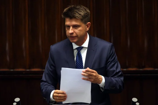 Ryszard Petru chce postawić przed Trybunałem Stanu Dudę i Szydło.