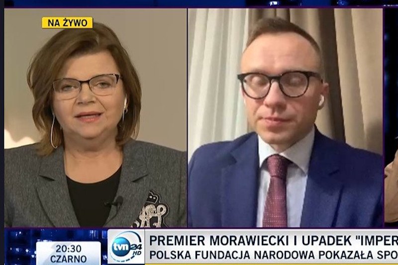 Niektórzy są pod wrażeniem występu posłanki Izabeli Leszczyny w "Kropce nad i", gdzie przycisnęła pytaniami wiceministra Artura Sobonia.