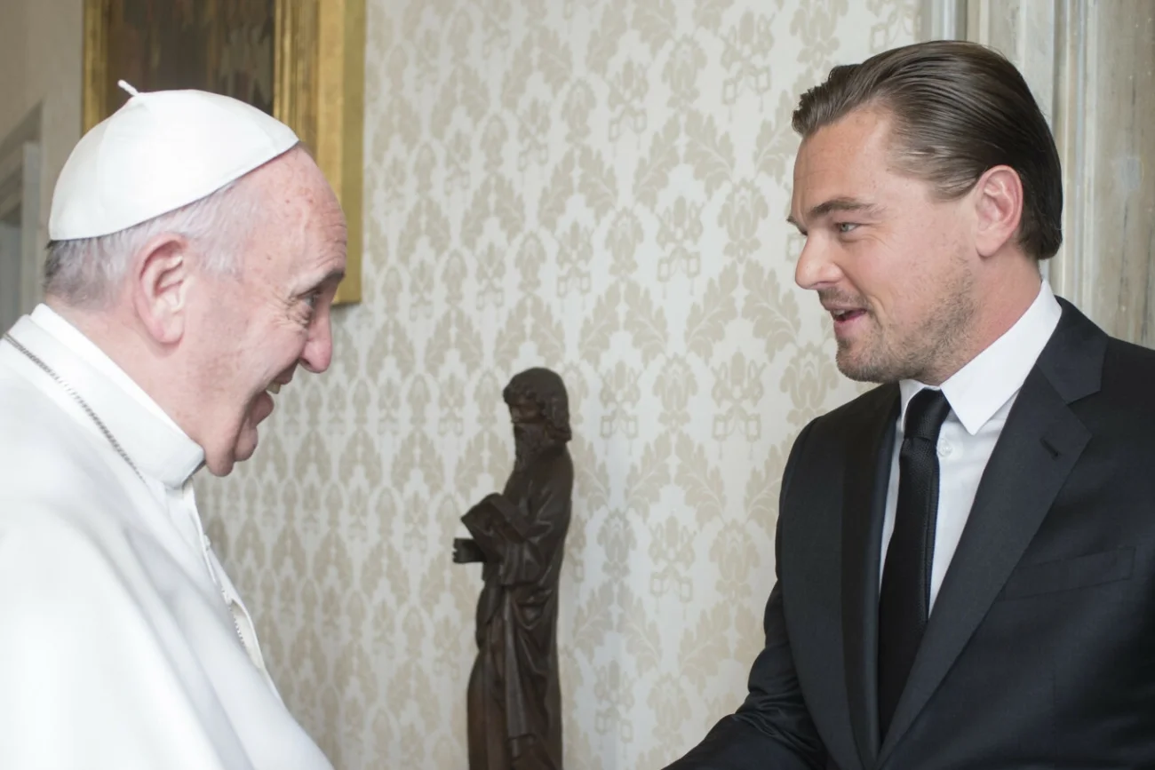 Gwiazdy o śmierci papieża Franciszka. Głos zabrał Crowe i DiCaprio (WPISY)