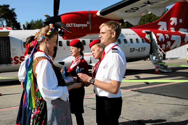 Niedawno z hukiem otwierał nowe połączenia, teraz OLT zwija działalność