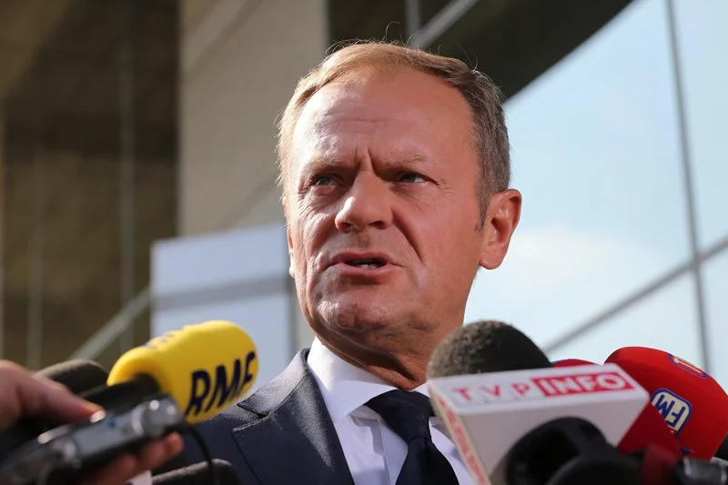 Polacy odpowiedzieli na sondaż. Lider opozycji jest tylko jeden. Tusku wróć i pokieruj opozycją!