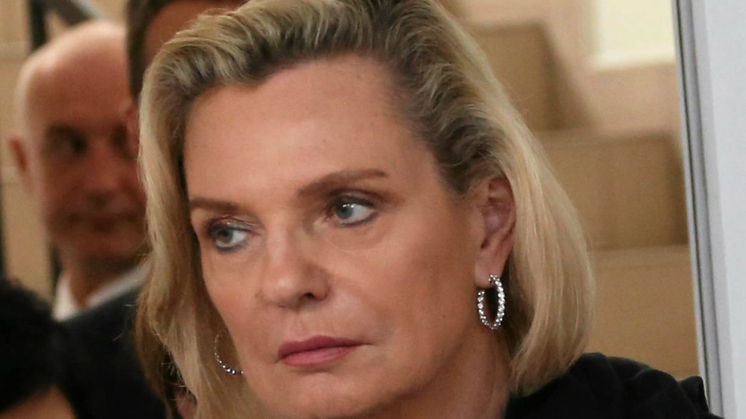 Anna Maria Anders stwierdziła, że w Polsce wszyscy zarabiają za mało.