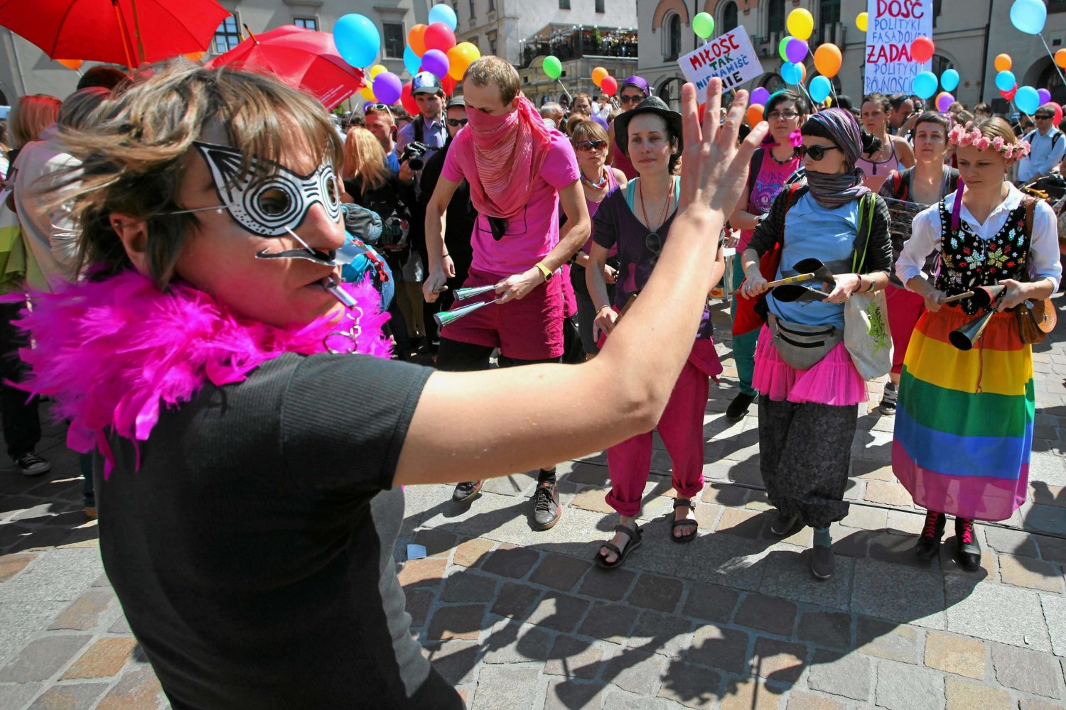 Parada poparcia dla homoseksualistów i środowisk LGBT w Krakowie