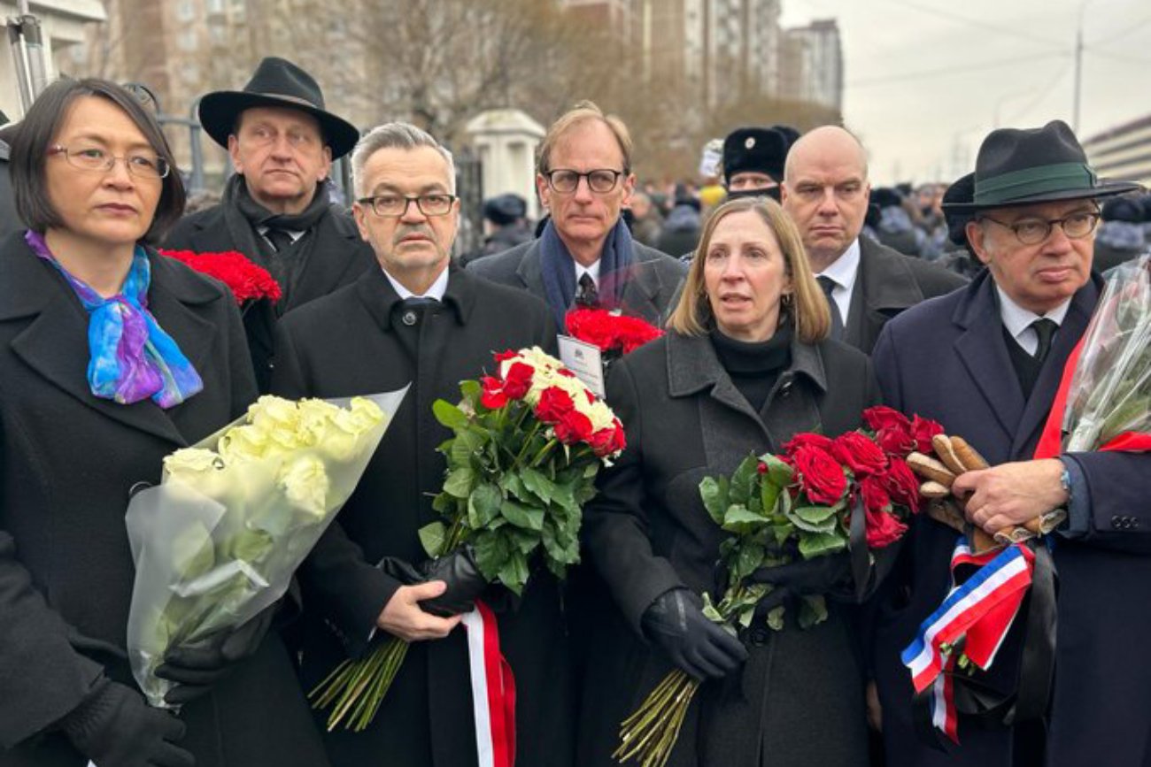 Polski ambasador nie został wpuszczony do cerkwi - zgrzyt na pogrzebie Nawalnego