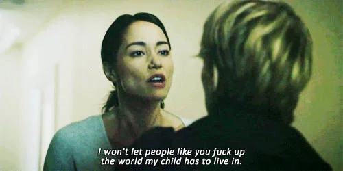 Sandrine Holt jako Gillian Cole w serialu "House of Cards"
