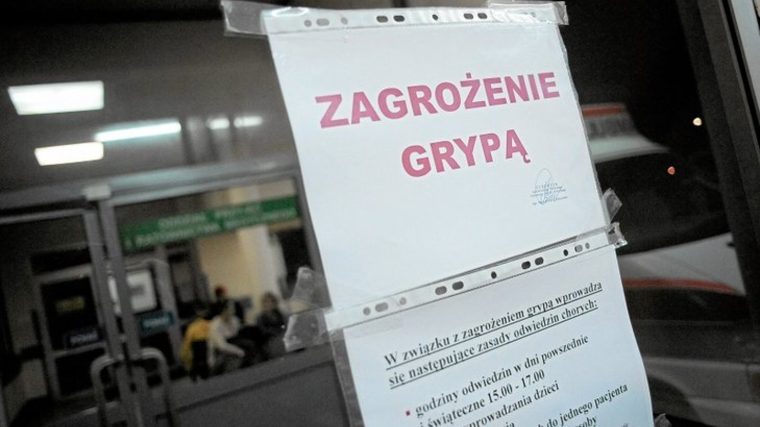 Powikłania po grypie mogą być śmiertelnie niebezpieczne i grożą m.in. zapaleniem mięśnia sercowego.