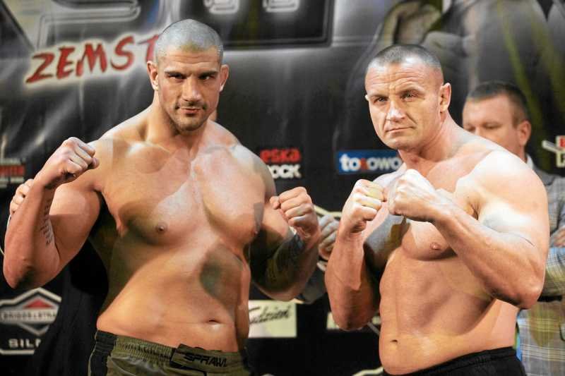 Mariusz Pudzianowski przed jedną z walk. Teraz, by go zobaczyć w akcji, musisz zapłacić 30 złotych.