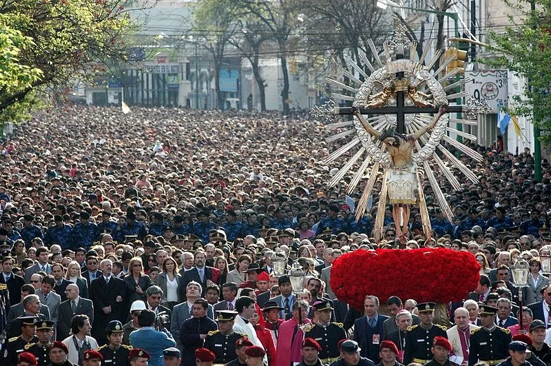 Procesja w mieście Salta w Argentynie.