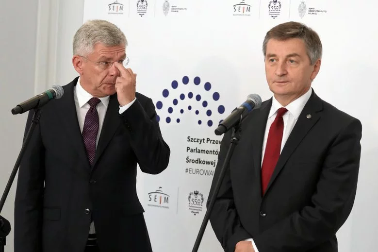 Sławomir Karczewski ma być "ofiarą" zmasowanego ataku opozycji.