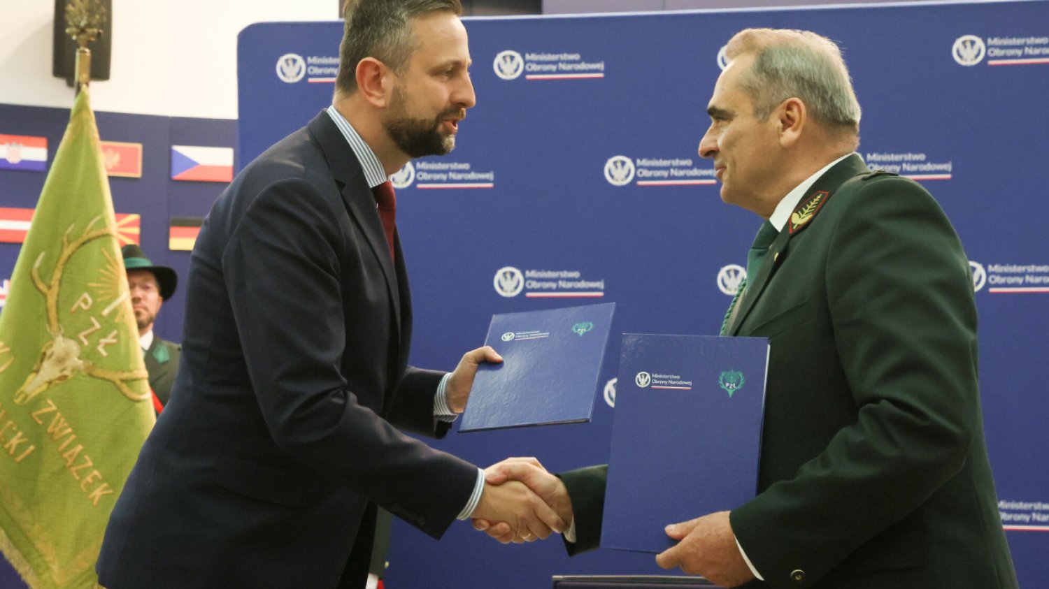 MON podpisał umowę z Polskim Związkiem Łowieckim