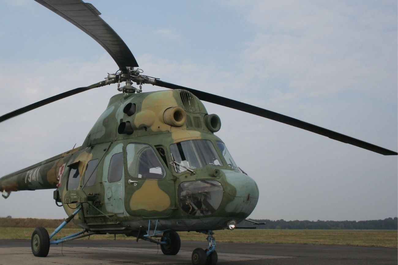 Kłopoty z wojskowym śmigłowcem Mi-2.