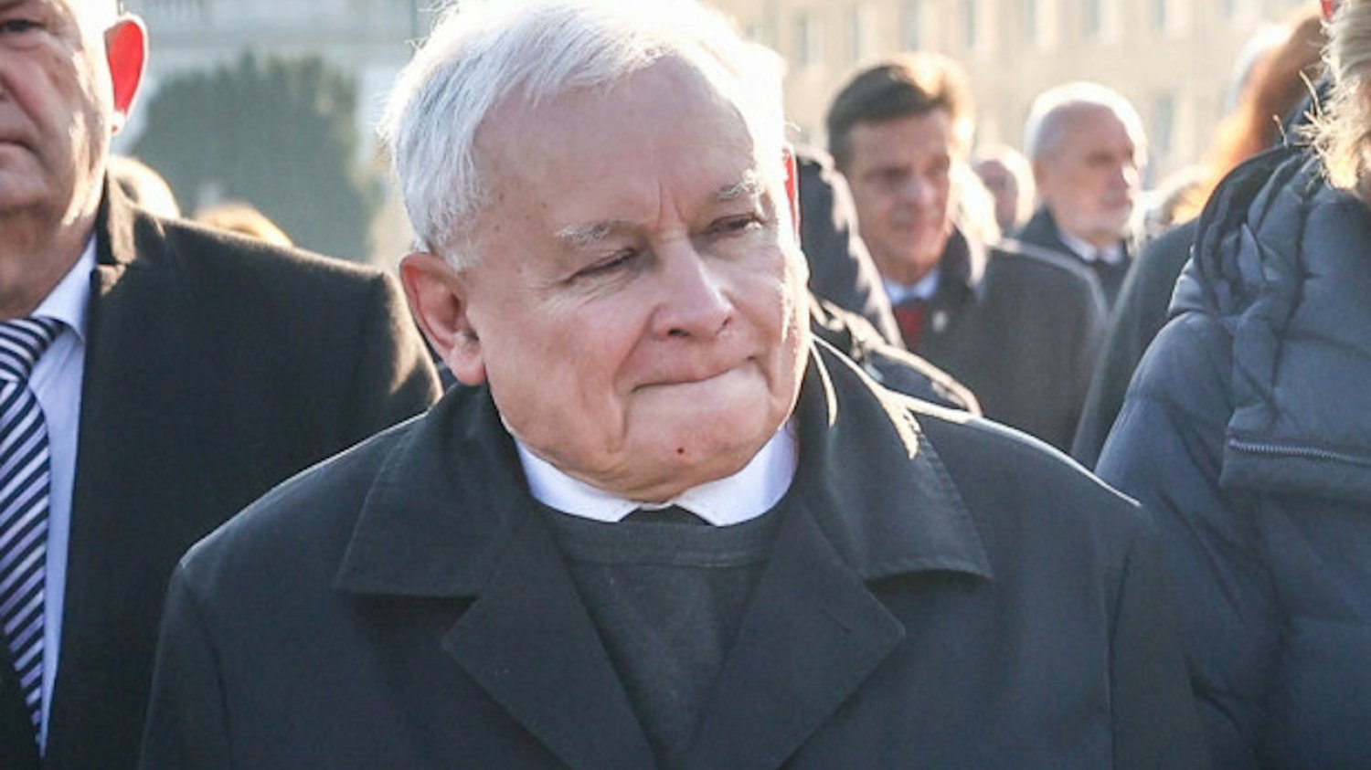 Jest reakcja policji na incydent przed pomnikiem smoleńskim.