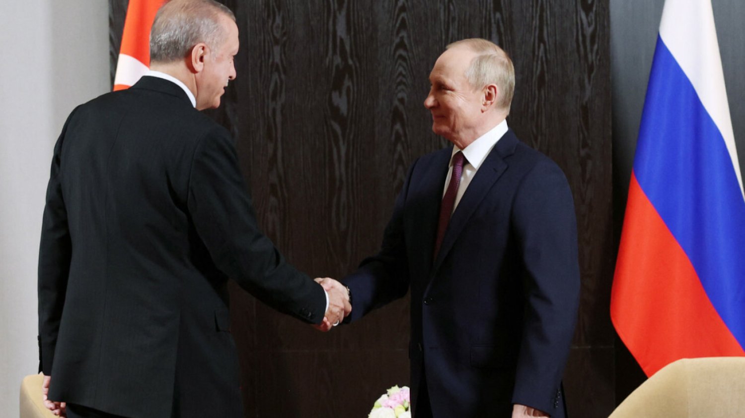 Recep Erdoğan (L), Władimir Putin (P).