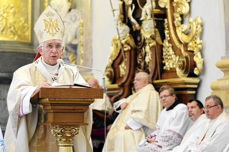 Abp Wacław Depo celebrował mszę podczas I Pielgrzymki Dziennikarzy na Jasną Górę