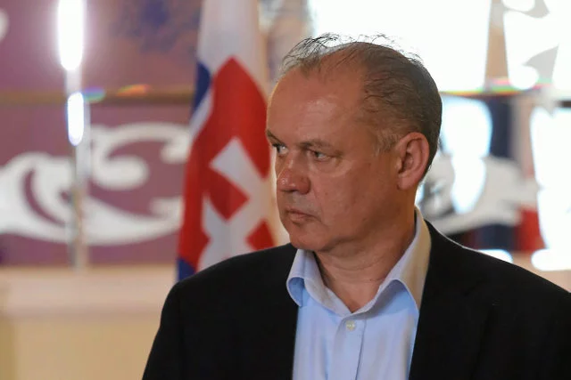 Andrej Kiska oddaje całą pensję prezydencką potrzebujacym