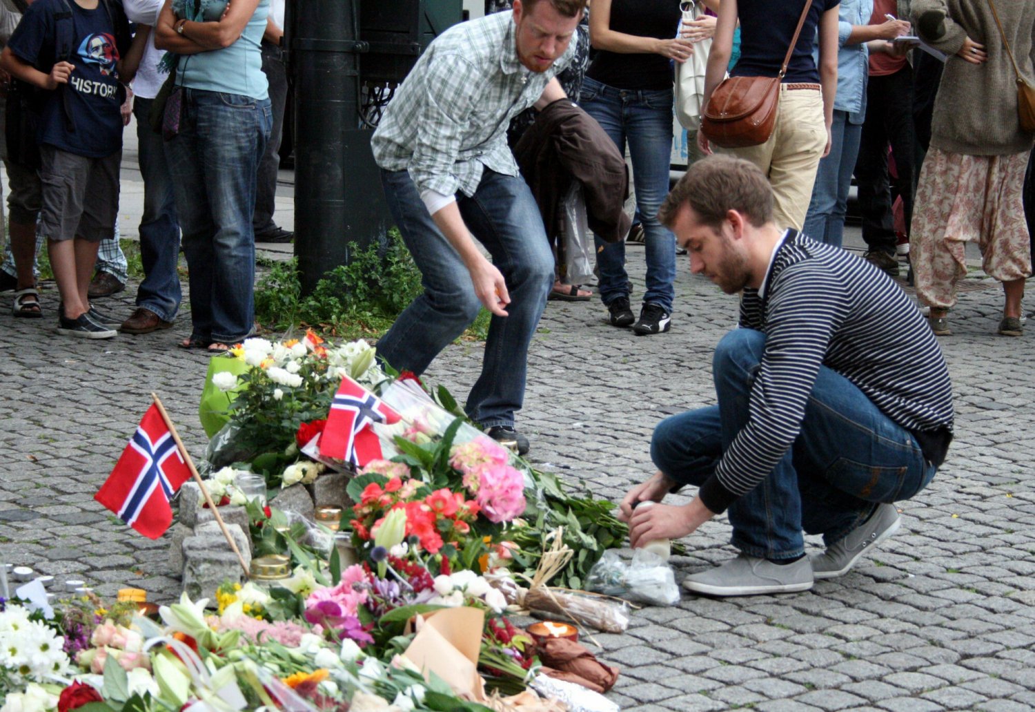 Zamach na wyspie Utoya.