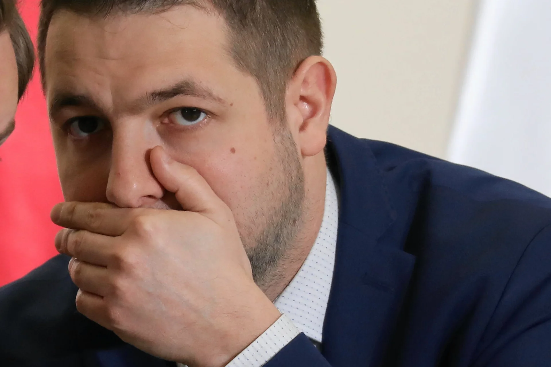 W spocie wyborczym Patryka Jakiego znalazło się zdjęcie z czeskiej Pragi.