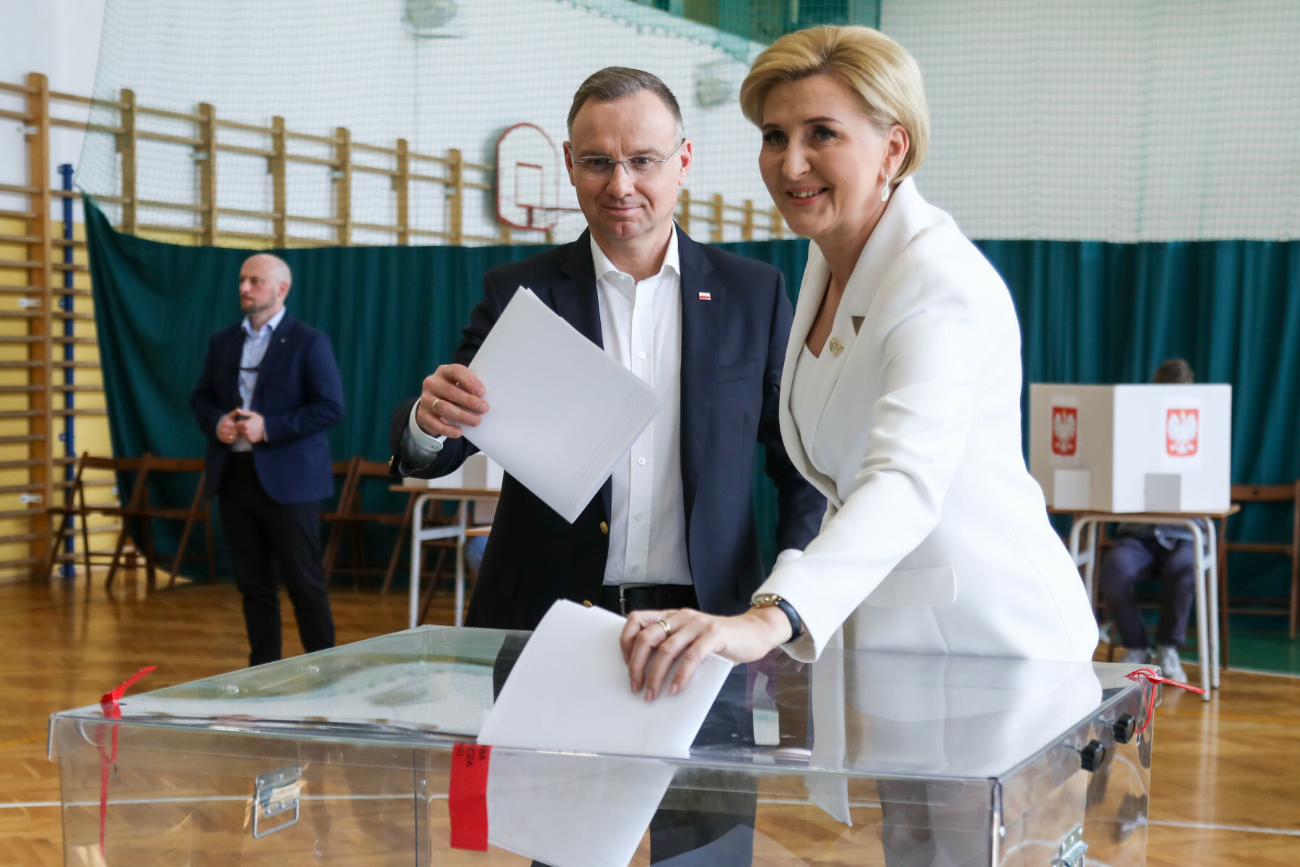 Prezydent Duda zagłosował w wyborach samorządowych. "Chociaż prawnie nie jest to obowiązek".