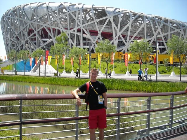 Przed główną areną olimpijskich zmagań w Pekinie