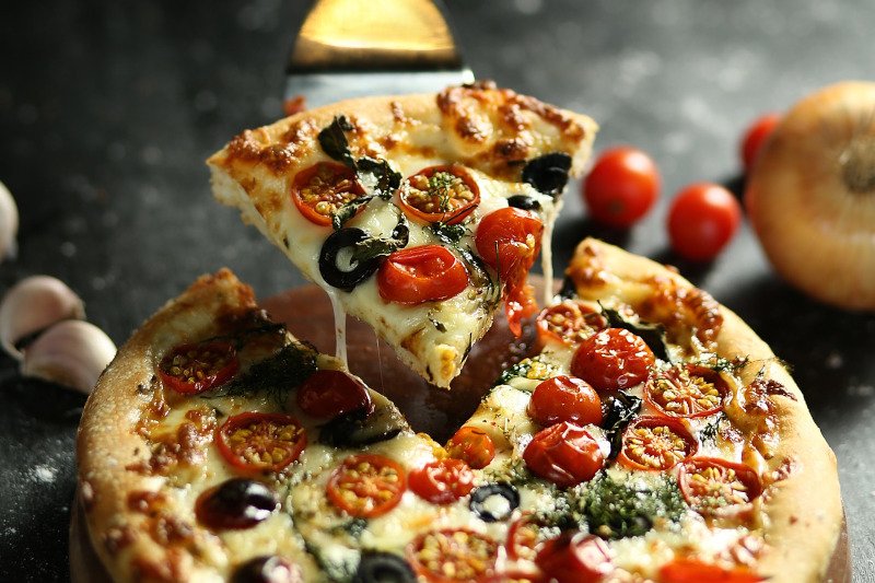 Sprawdzone triki na domową pizzę.