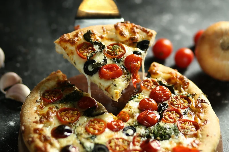 Sprawdzone triki na domową pizzę.