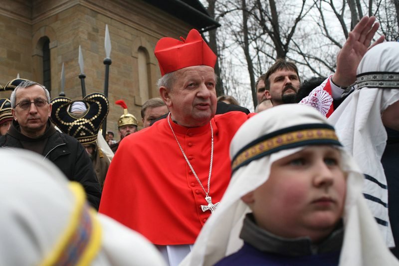 Kardynał Stanisław Dziwisz tradycyjnie w Wielki Piątek pojawił się w Kalwarii Zebrzydowskiej