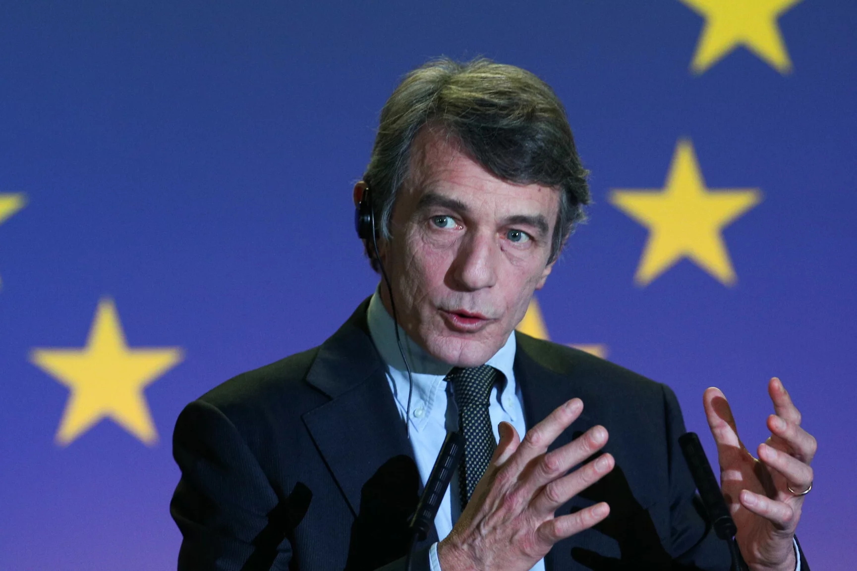 Parlament Europejski złożył pozew przeciw Komisji Europejskiej za zwlekanie z wprowadzeniem mechanizmu "pieniądze za praworządność". Na zdj. przewodniczący PE David Sassoli.