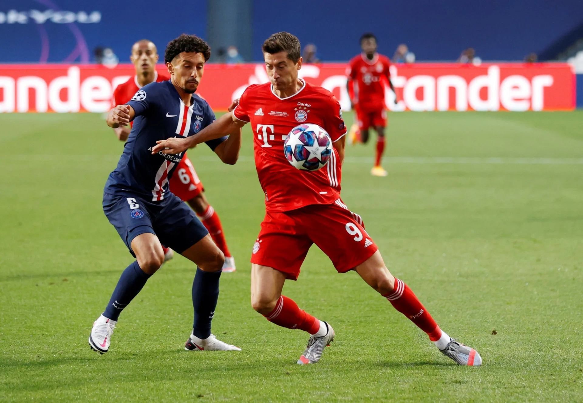 Robert Lewandowski zostanie piłkarzem Paris Saint-Germain? Będzie sensacja lata, jeśli tak się stanie