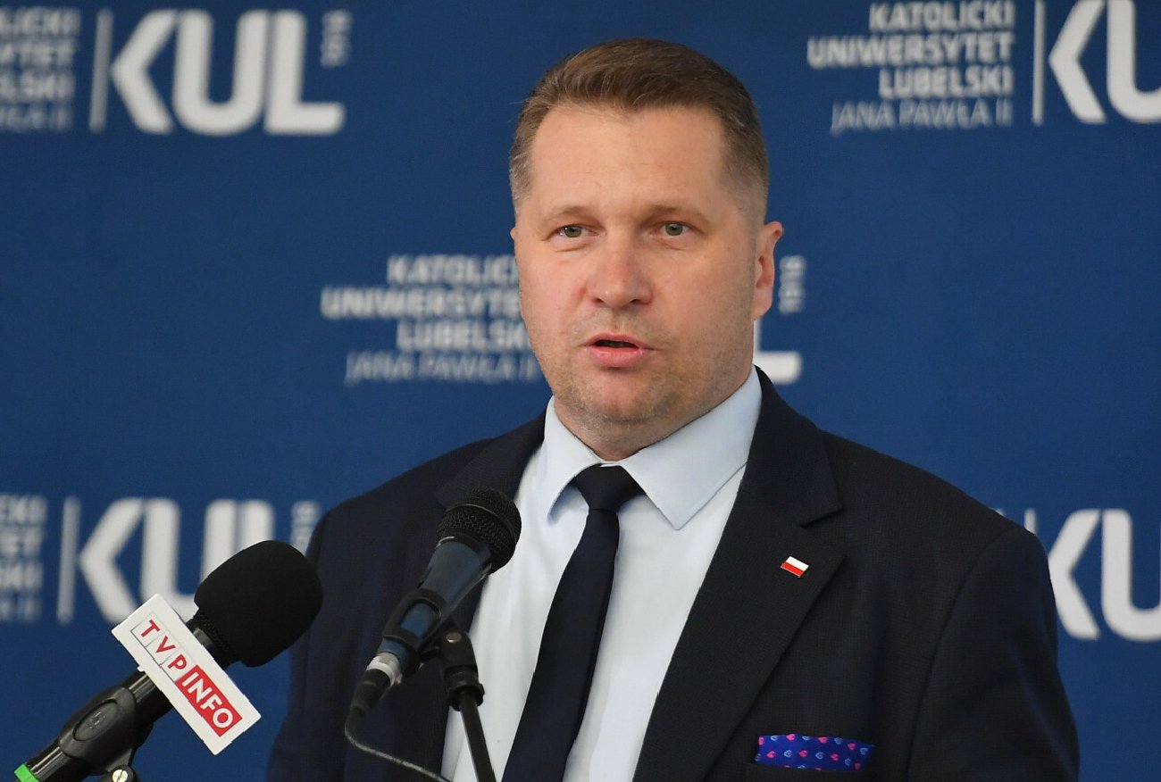 Czarnek poprze ważną ustawę Tuska. Może uderzyć w rodzinę Morawieckiego.