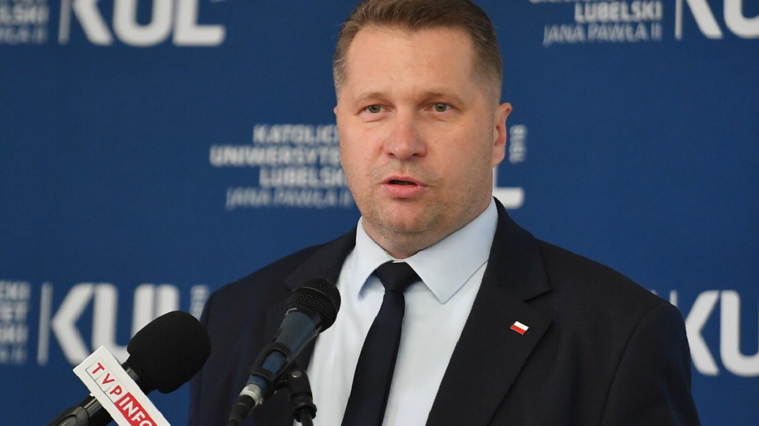 Czarnek poprze ważną ustawę Tuska. Może uderzyć w rodzinę Morawieckiego.