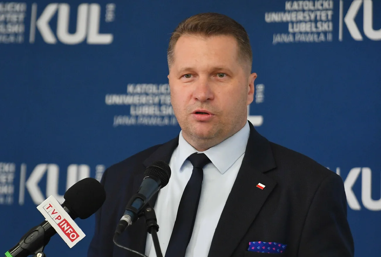 Czarnek poprze ważną ustawę Tuska. Może uderzyć w rodzinę Morawieckiego.