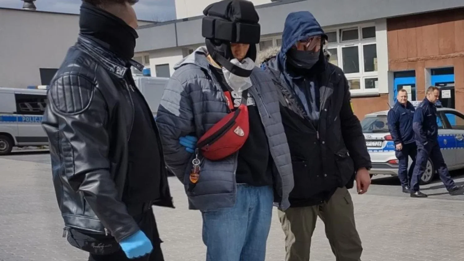Rzekomy film z samosądem na ojcu Kamila z Częstochowy to oszustwo