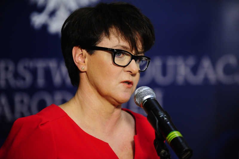Joanna Kluzik-Rostkowska zapewnia, że nie pozwoli na wciąganie szkoły w ideologiczne spory.