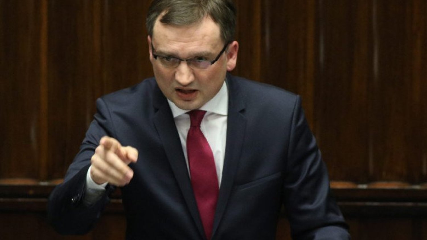 Według prof. Matczaka, minister Ziobro nie ma moralnego prawa by wypowiadać się w sprawie Komendy