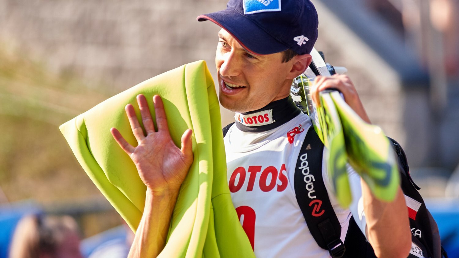 Kamil Stoch zdyskwalifikowany, sędziowie aż się zdziwili. To pierwszy przypadek od lat