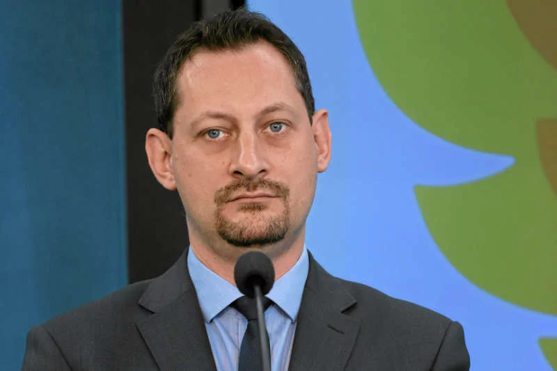 Armand Ryfiński dla naTemat: Tusk celowo nie wprowadza reform
