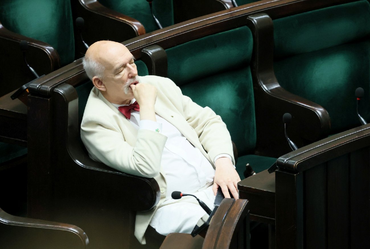 Korwin-Mikke znów kompromitował Konfederację. Tak nagrali go w Sejmie.